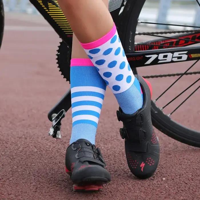 Chaussettes Cyclisme Course Skateboard Élastiques Respirantes Absorption Transpiration Mi-tube