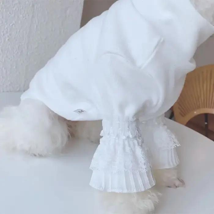 Chien pur blanc chemise à bascule vêtements pour animaux de compagnie blanc chiot chat Teddy printemps automne nouvelle chemise à bascule fille chien chemises chien tissus