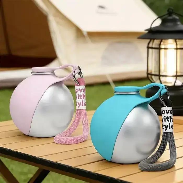 Fournitures pour animaux de compagnie : Distributeur d'eau portable pour chiens en déplacement