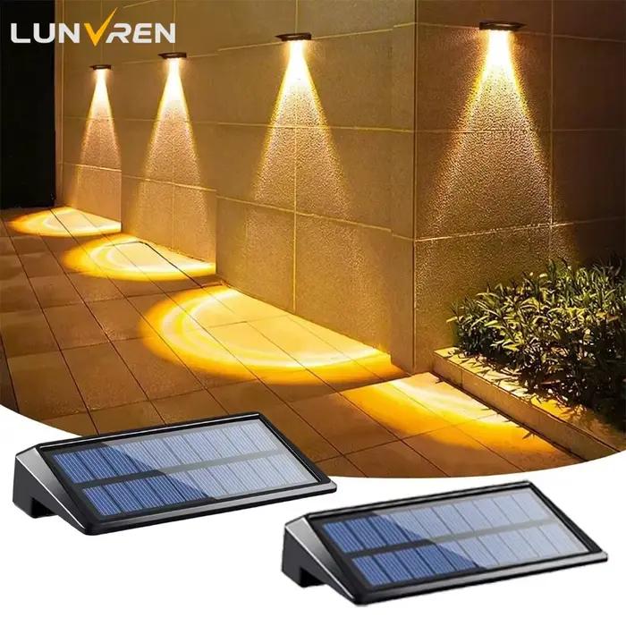 Paquet de 2 appliques murales solaires 4 LED lumières de clôture solaire