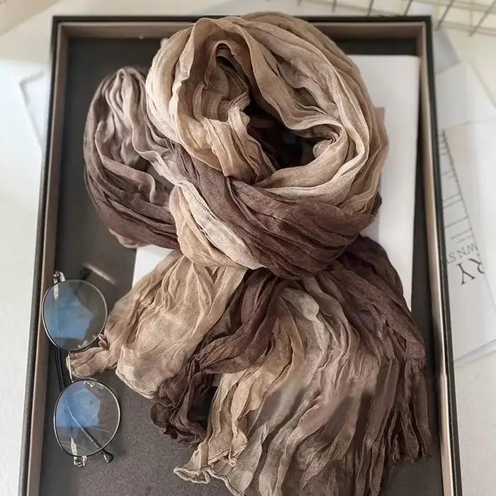Écharpe en coton et chanvre dégradée bleue polyvalente pour femme occasions spéciales vintage four seasons adaptable