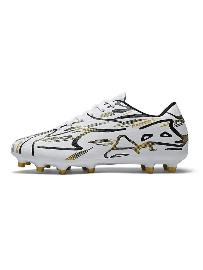 Chaussures de football à crampons longs et basses