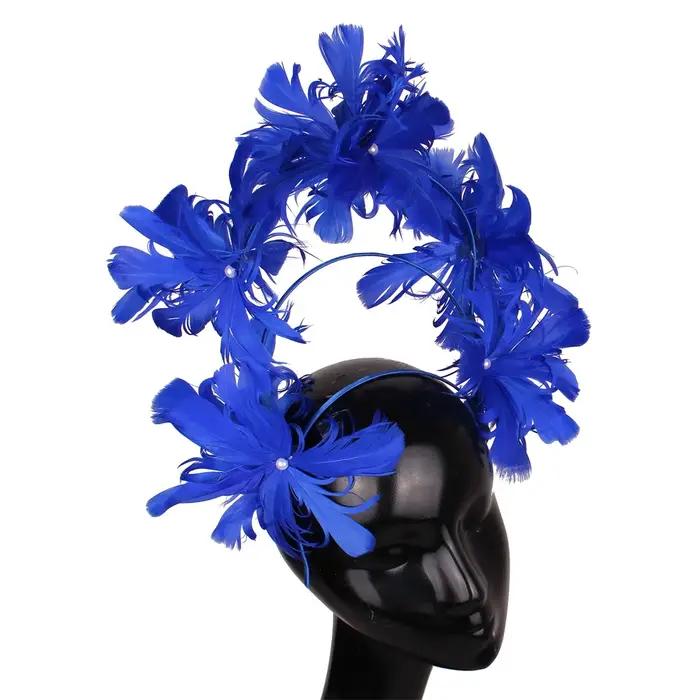 Coiffure de fleur de plumes
