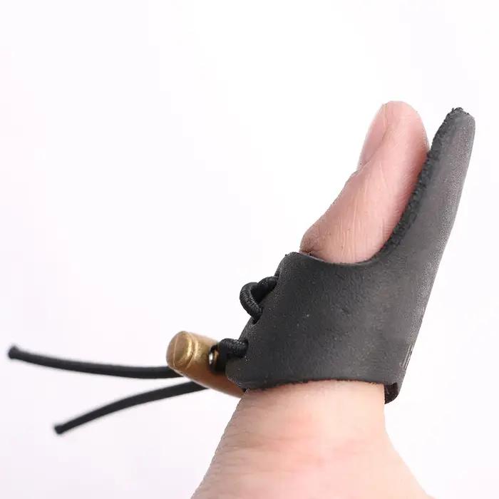 Protège-pouce réglable pour chasse et tir à l'arc en imitation cuir de vachette confortable pour homme et femme occaions de plein air