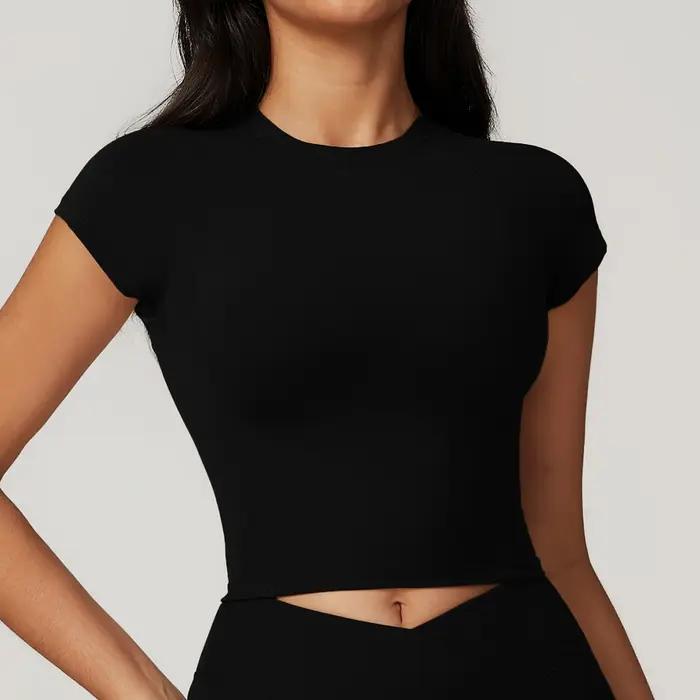 T-shirt de sport sexy à manches courtes pour femme