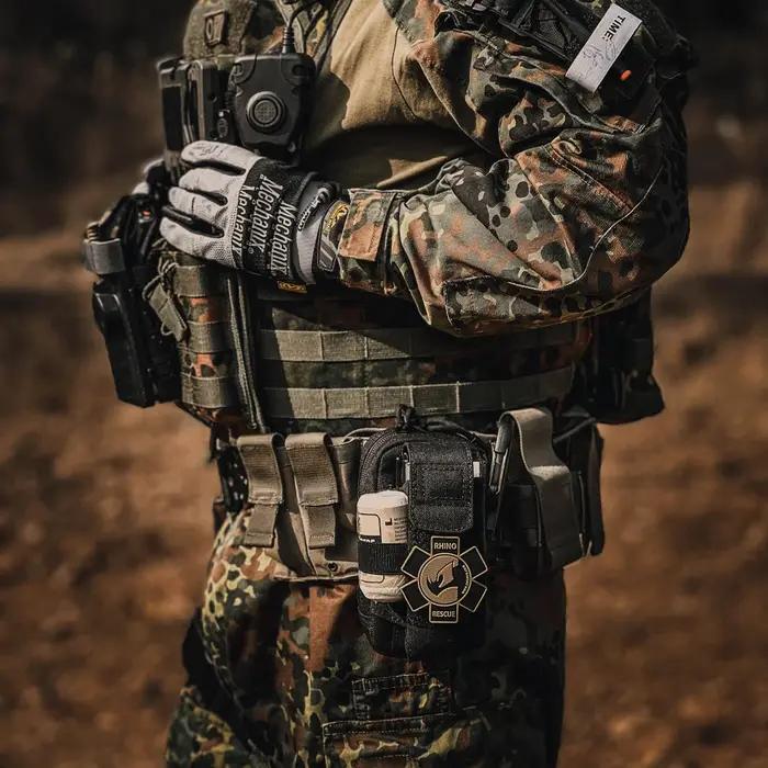 Trousse de premiers secours Rhino Rescue EDC avec bandages et dispositifs médicaux pour survie en plein air et en ville pour personnes cherchant autonomie et sécurité