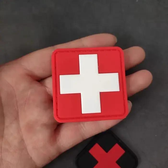 Badge de moral de sauvetage croix rouge
