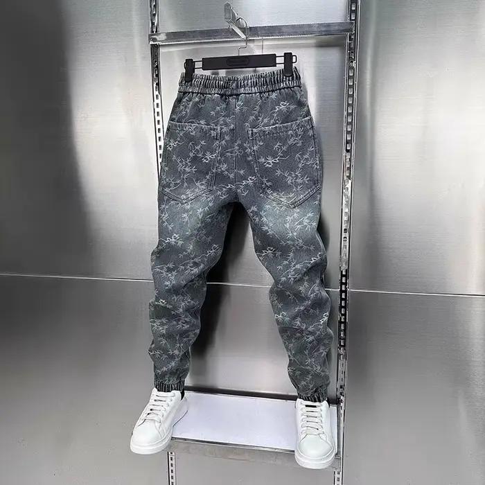 Jean classique américain Jacquard