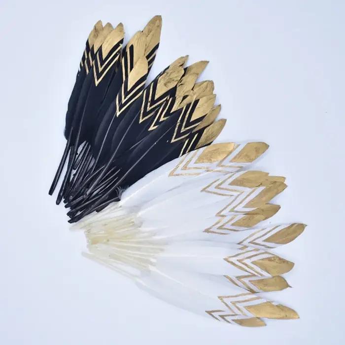 Plumes de canard trempées en or pour l'artisanat