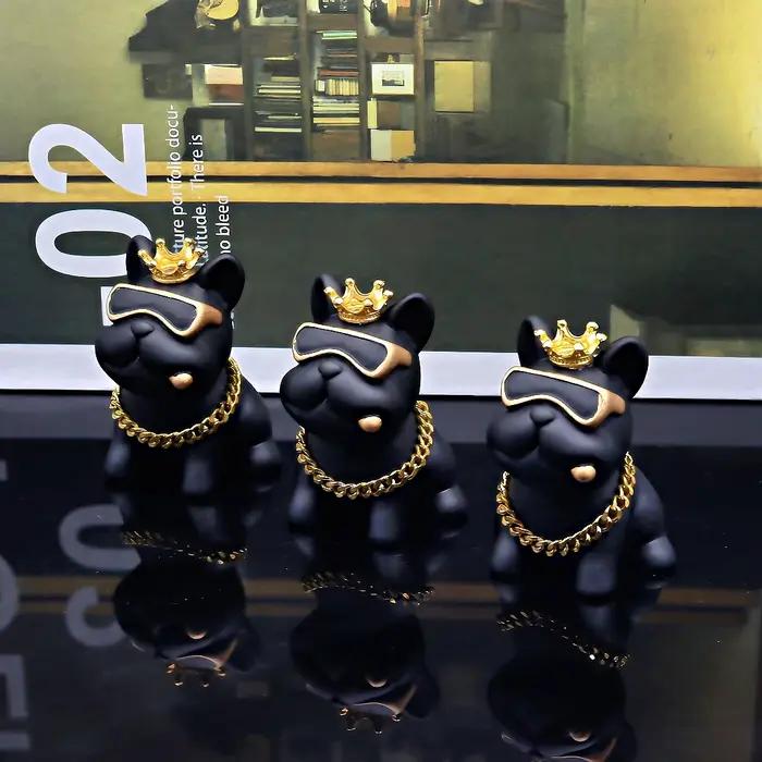 Mini Figurine de bouledogue français couronné en résine