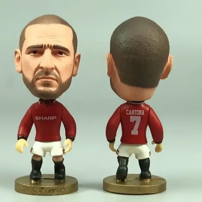 1998-1999 joueurs de football rouge Giggs Bobby Charlton Wayne Rooney Cantona 2.5 pouces figurines jouet