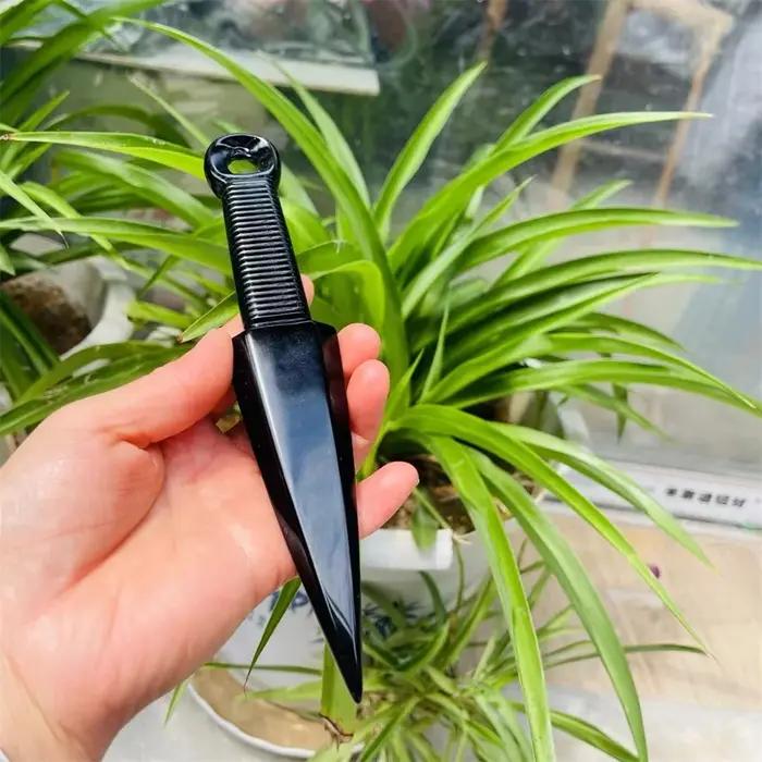 Poignard en obsidienne naturelle de 20cm