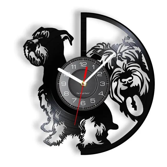 Mini horloge murale l'inventaire avec Silhouette de chien Schnauzer