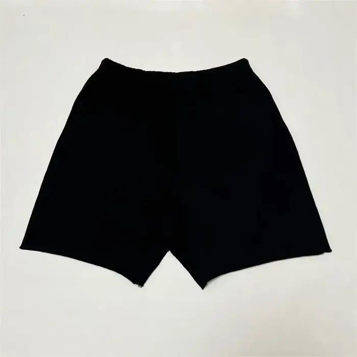 Shorts tendance de la marque SAINT
