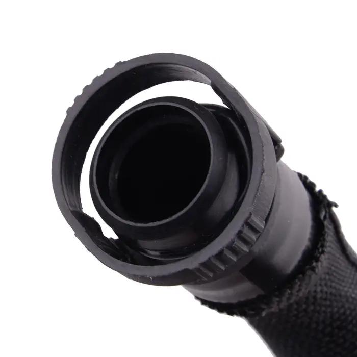038103493 Tuyau de reniflard de carter de moteur noir de voiture à courant alternatif 038103493 M ad