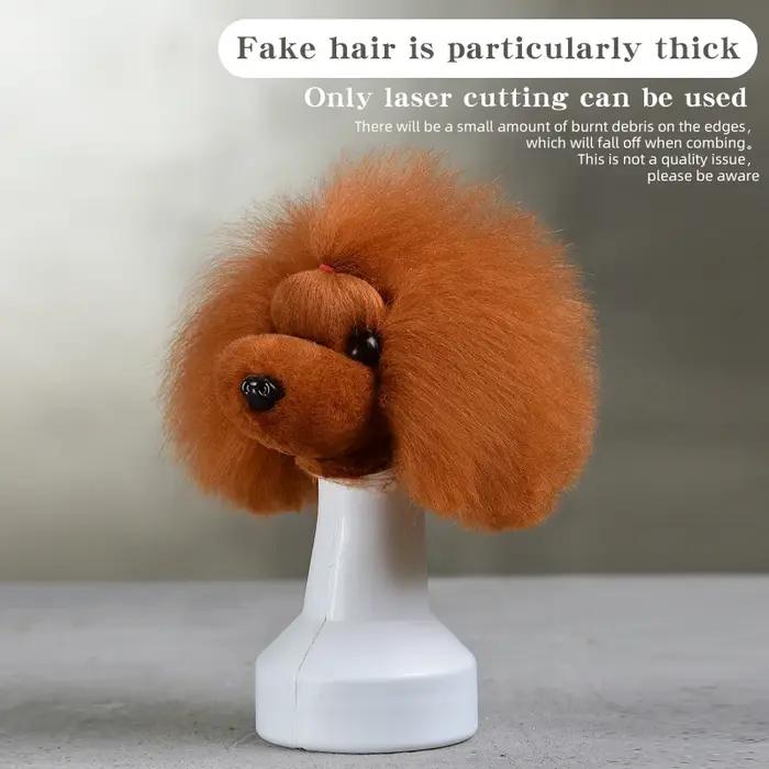 Tête de chien simulée en peluche pour la formation en toilettage