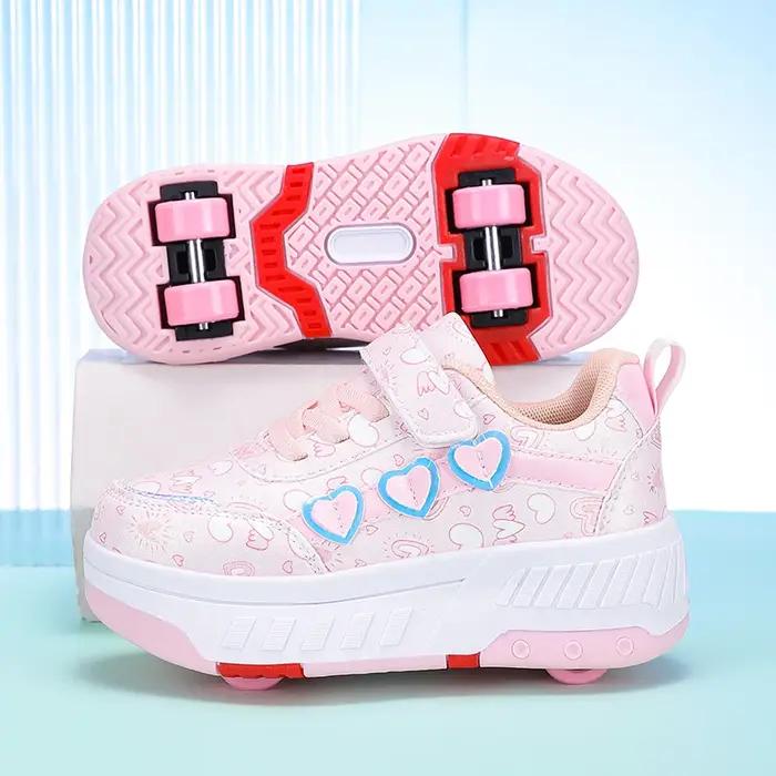Chaussures à roulettes unisexes pour enfants 4-6 ans baskets à motifs PATCH-TRAVAIL en cuir PU et maille pour jouer et explorer dehors