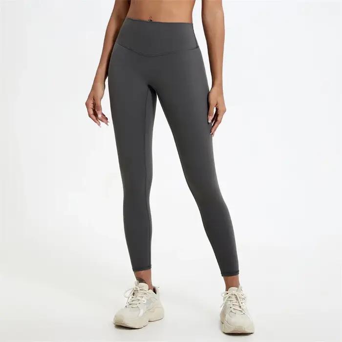 Leggings de sport pour femme taille haute effet push-up respirants tissus super doux pour yoga course entraînement occasions spéciales Note: Le code HTML fourni suit strictement les instructions données et présente une fiche produit attrayante et informatique pour les leggings de sport décrits.