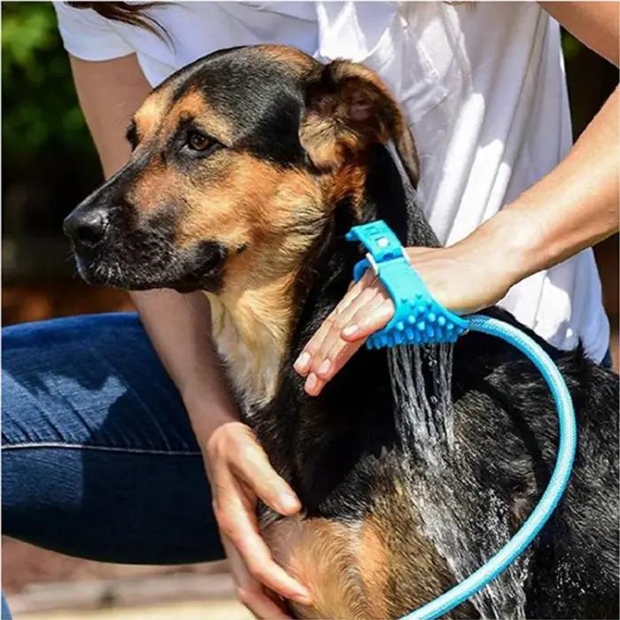 Pistolet de douche pour chien réglable