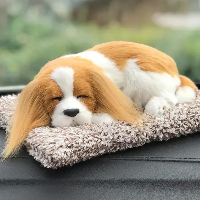 Ornement de chien mignon en peluche avec charbon de bambou pour voiture et maison ornemental décoratif auto-réfrigérant et désodorisant