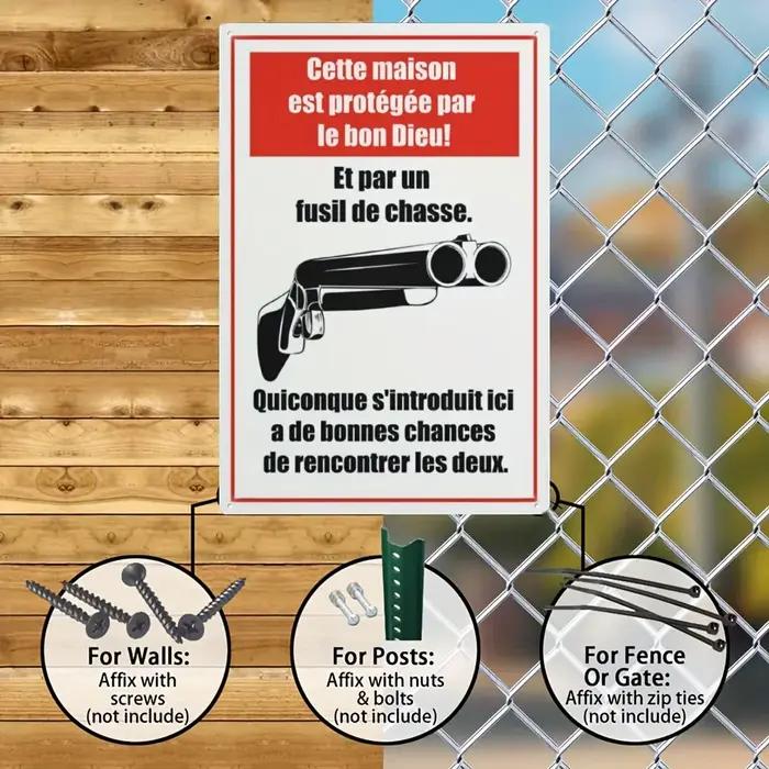 Panneau en aluminium vintage pour fusil de chasse « Ce maison est protégée par Dieu