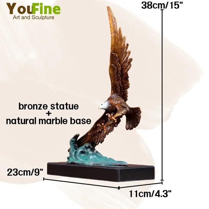 Statue d'aigle à tête blanche en bronze