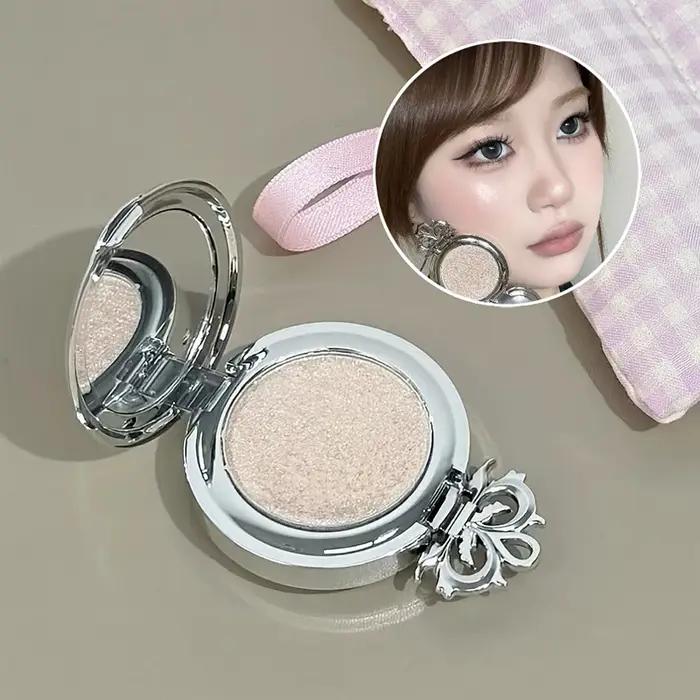 Coffret de maquillage NICEKEY comprenant 1 rouge à lèvres, 1 poudre pressée, 1 poudre illuminatrice,