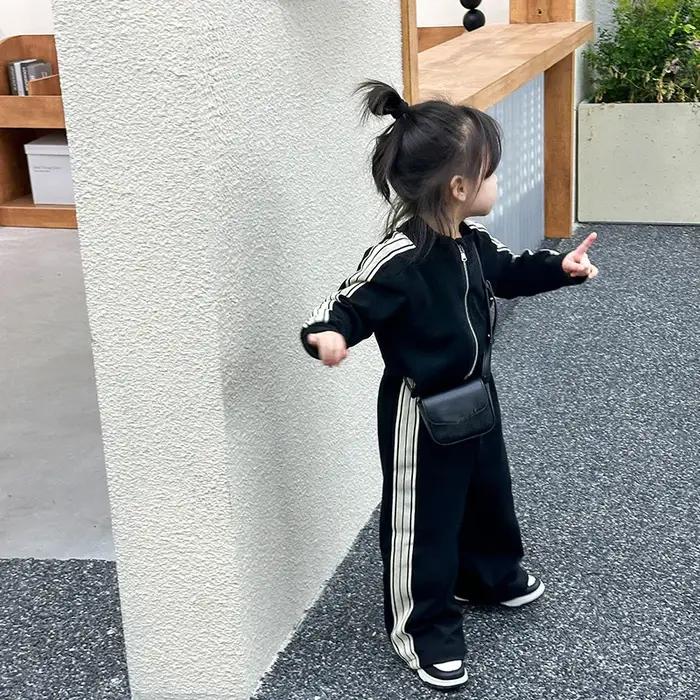 Ensembles décontractés à la mode pour filles, costumes de sport pour enfants, veste à manches longue