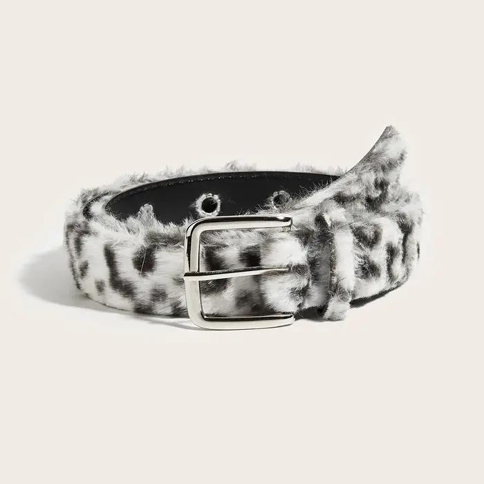 Ceinture en peluche rose pour femmes style y2k dessin animé accessoire pour jeans polyvalent ocassions spéciales