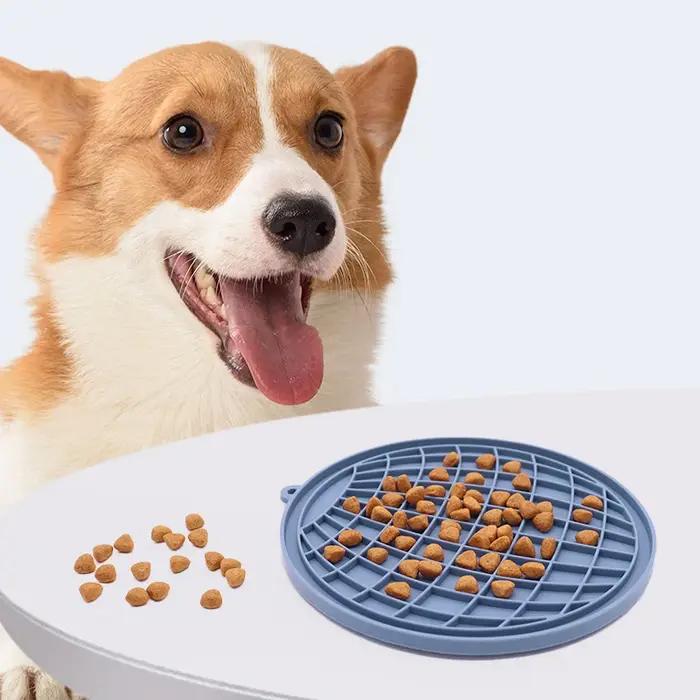 Tapis antidérapant pour l'alimentation lente des chiens
