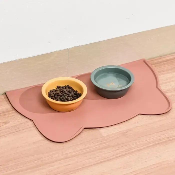 Tapis d'alimentation pour animaux de compagnie