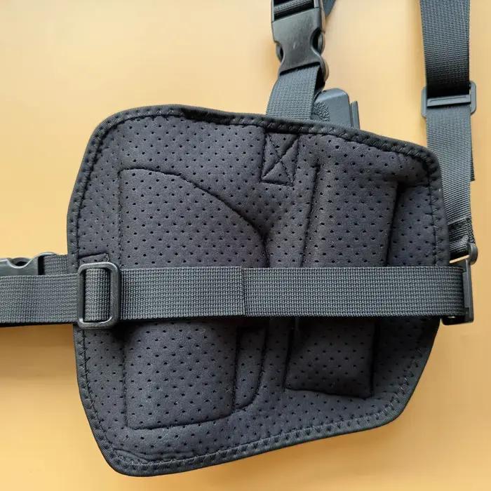 Étui pour pistolet de poitrine tactique dissimulé avec pochette magnétique pour Glock17/19 BerettaM9/PX4 1911 occaions de chasse et de sécurité
