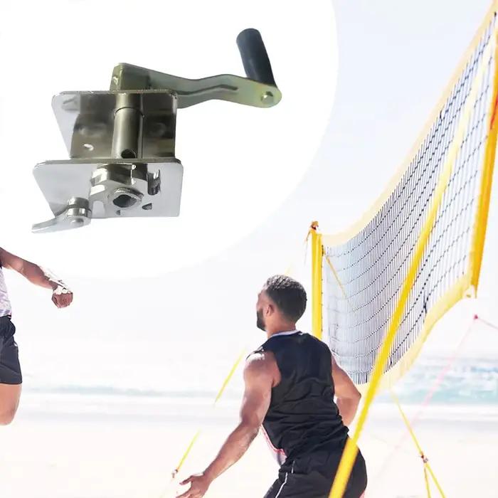 Outil de tensionnement multifonctionnel pour filet de volley-ball