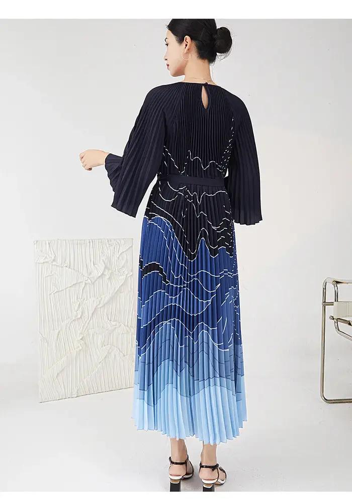 Robes plissées haut de gamme, jupes longues plissées élégantes et sophistiquées, usine OEM de vêtements pour femmes haut de gamme