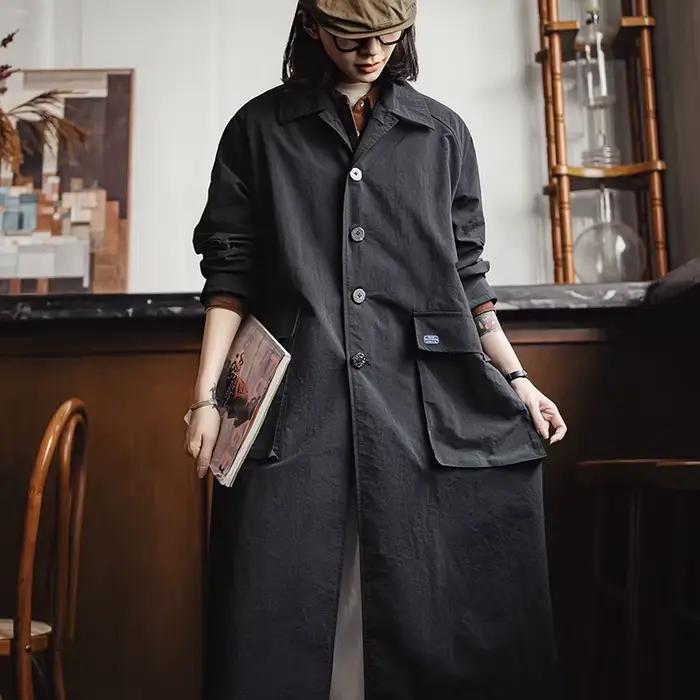 Manteau Balmacaan noir pour femme vintage élégant avec col rabattu et fermeture boutonnée pour automne hiver