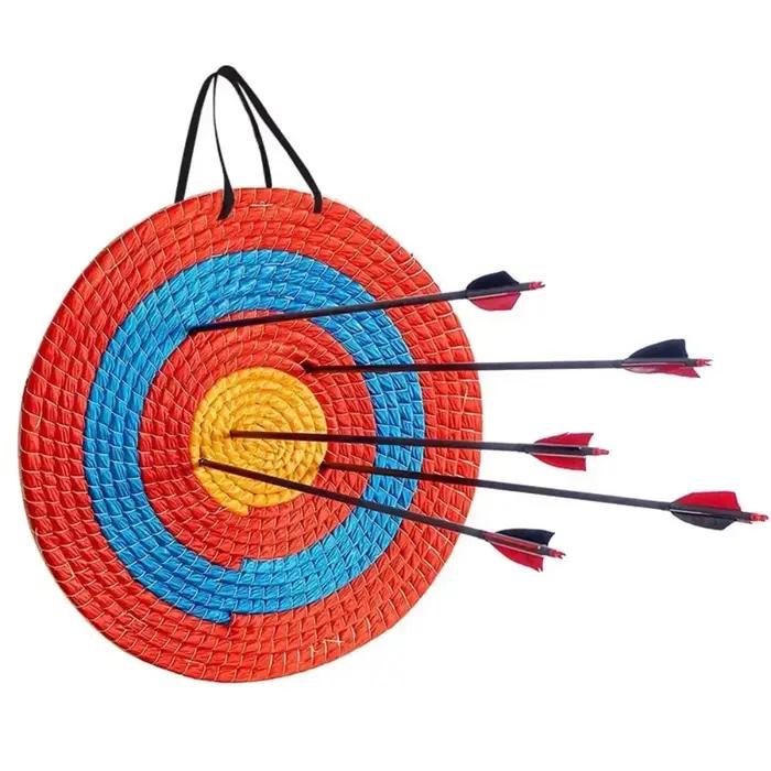 Cible de tir en paille