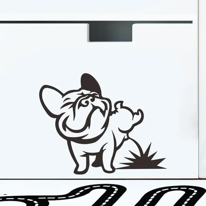 Autocollants muraux amovibles motif chiot dessin animé mignon faisant pipi