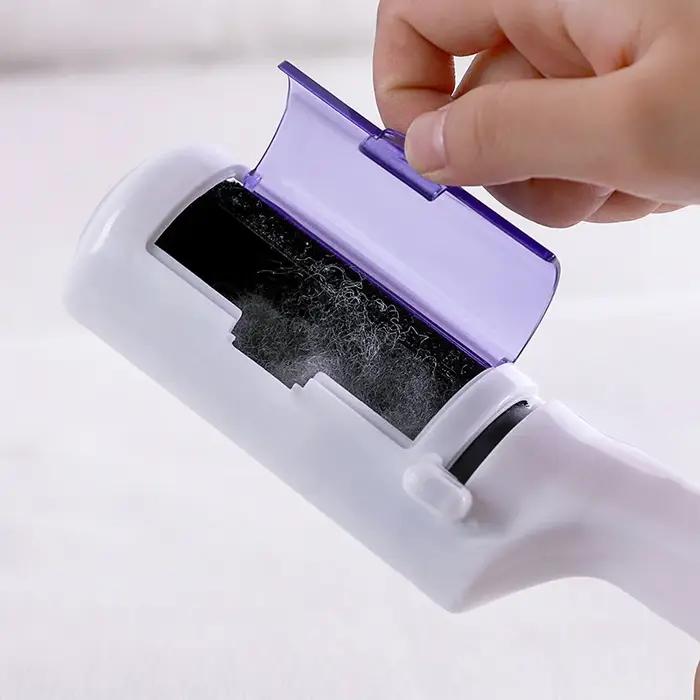 Brosse de nettoyage électrostatique pour vêtements meubles literie et sièges de voiture pour la maison le bureau et les voyages