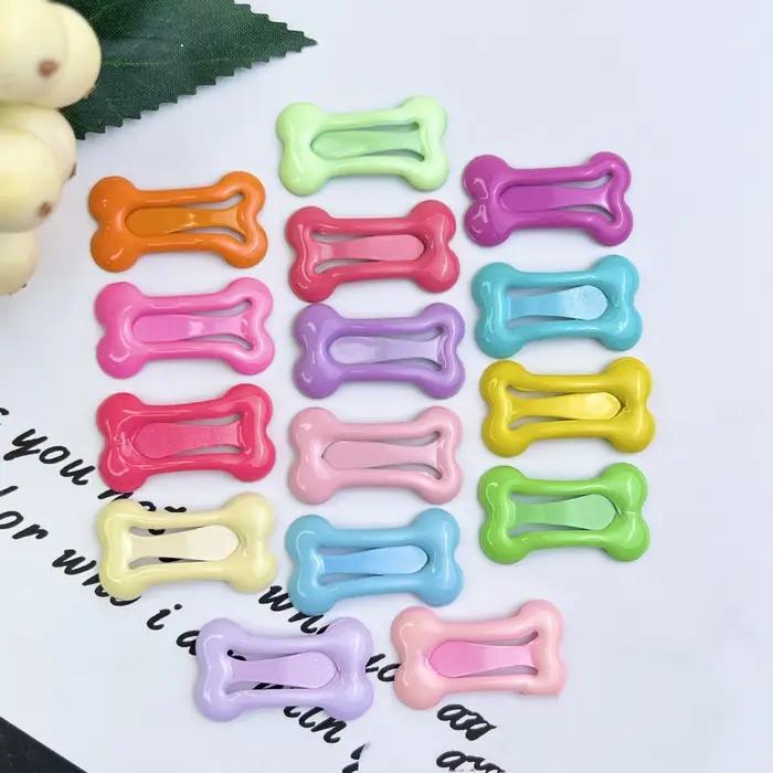 Lot de 5 pinces à cheveux aléatoires pour chiens, pinces à cheveux colorées en forme d'os pour petit