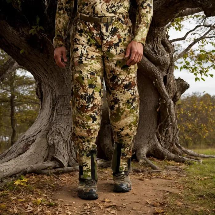 Pantalon long en duvet de canard 90%, camouflage, taille élastique, doublure en nylon et spandex, pour chasse et randonnée hivernale, confort et discrétion garantis