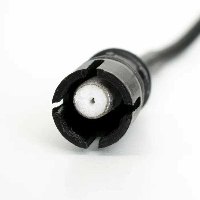 Antenne de toit de voiture à aileron de requin noir, Base aérienne indispensable AM FM avec prise po