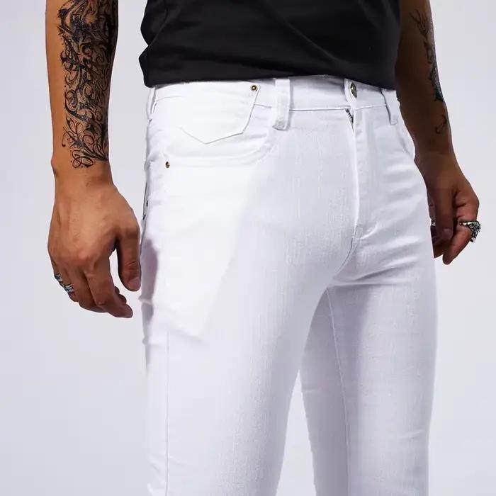 Jean blanc décontracté pour hommes, nouveau pantalon en Denim, confortable, extensible, coupe cintré