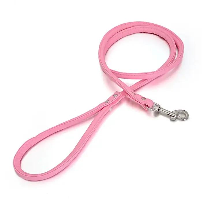 Laisse longue et lisse en cuir PU pour animaux de compagnie