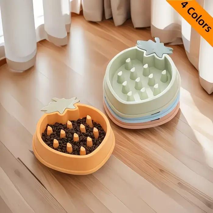 Bol pour chien en plastique en forme de fraise