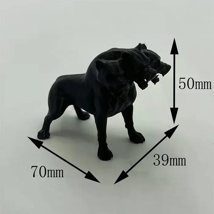 Statue de chien gothique à trois têtes