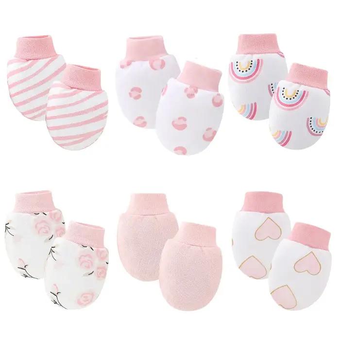 Gants de protection en coton doux pour bébé 0-1 an, unisexes, anti-rayures, imprimés de dessins animés, six paires par lot, blanc, vert armée, noir et vert occasions spéciales