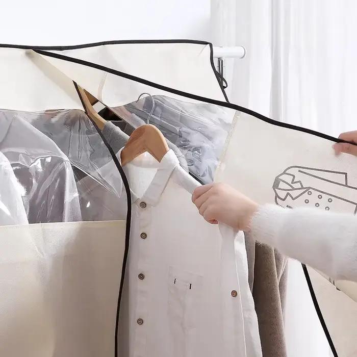 Juste anti-poussière pour vêtements