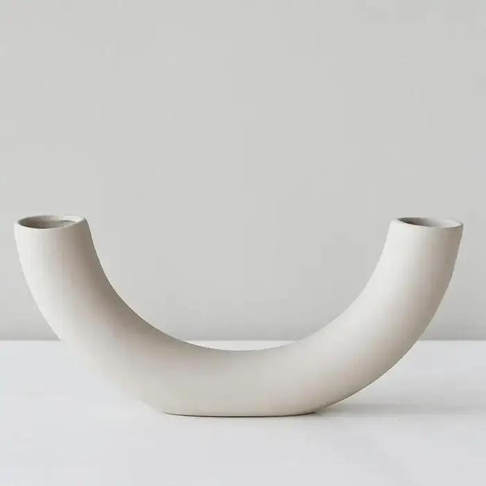 Vase Circulaire Minimaliste en Céramique Fait à la Main