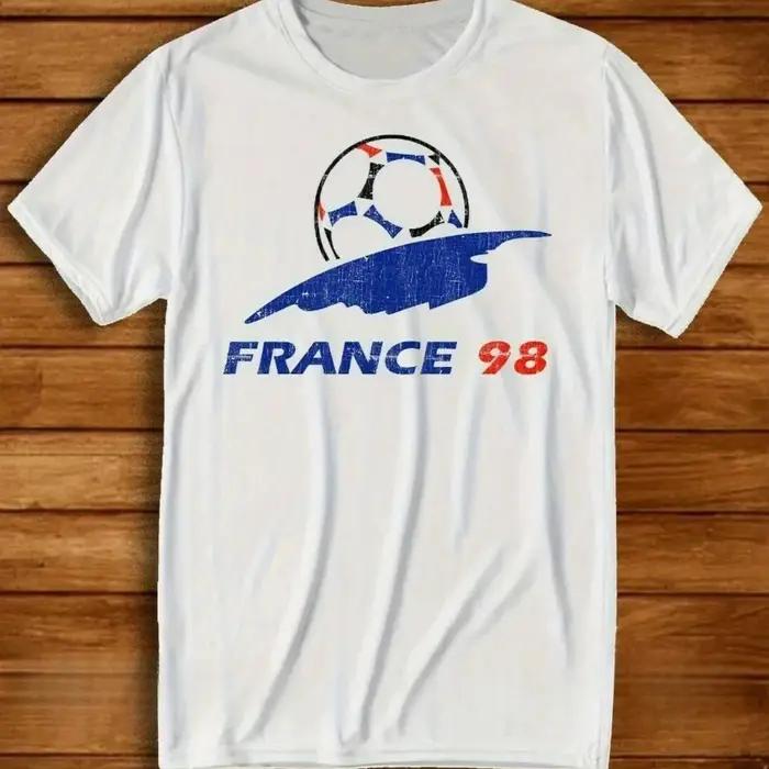 T-shirt de football rétro pour hommes de France 98 Caractéristiques Logo et numéro officiels 98 Conc