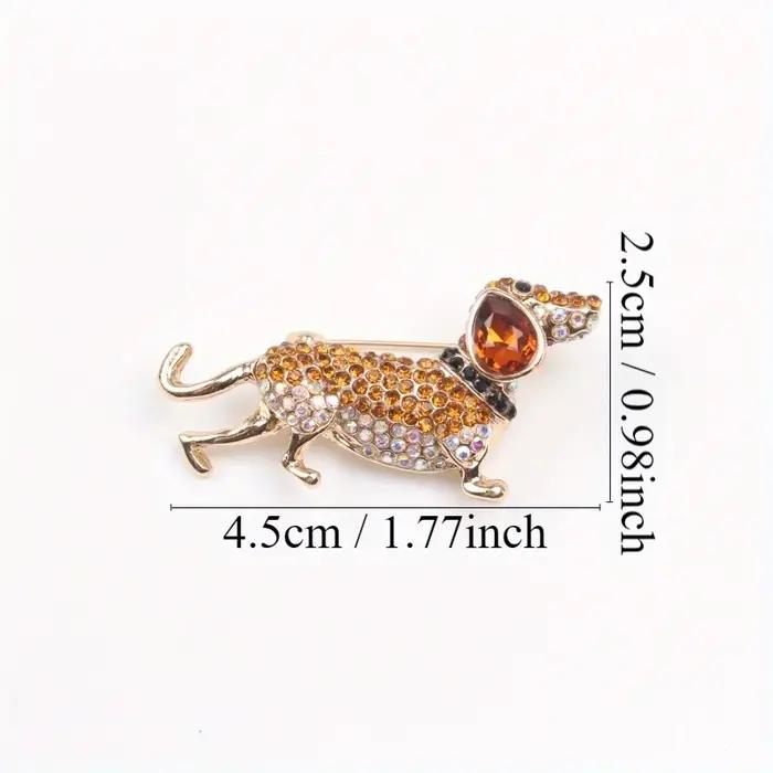 Broche chien du zodiaque mode créative élégante en alliage de zinc doré pour femmes occasions spéciales avec motifs animaliers et rhinolithes étincelants